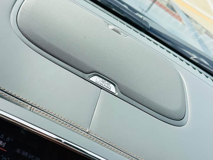 Фото 29 - Lincoln Navigator