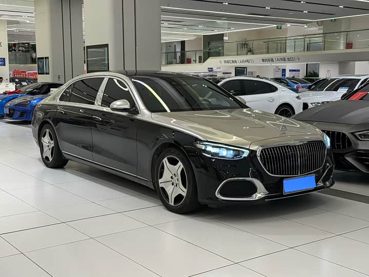 Фото 1 - Mercedes-Benz Maybach S-Class