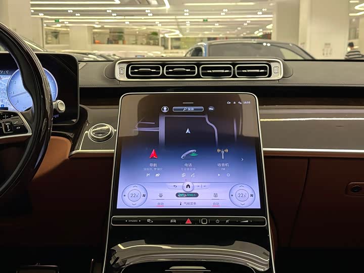 Фото 10 - Mercedes-Benz Maybach S-Class