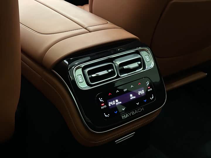 Фото 12 - Mercedes-Benz Maybach S-Class