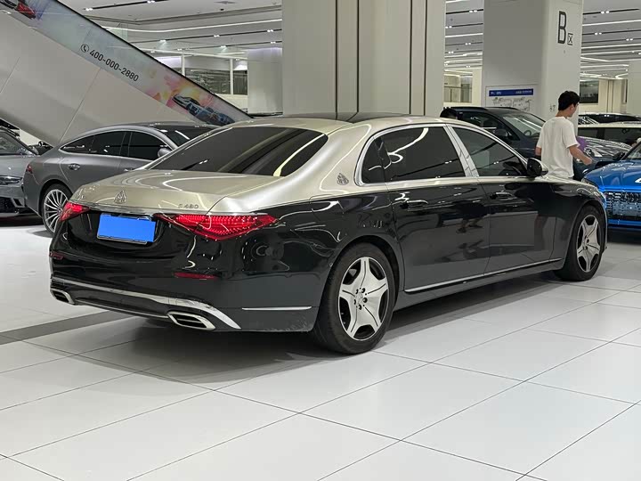 Фото 17 - Mercedes-Benz Maybach S-Class