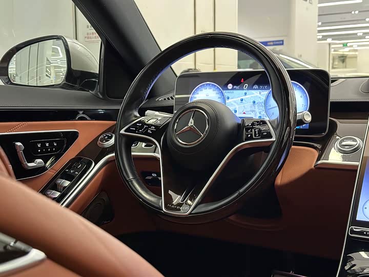 Фото 8 - Mercedes-Benz Maybach S-Class