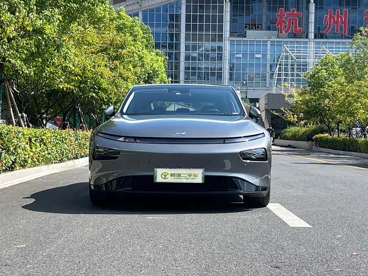 Фото 2 - XPeng P7