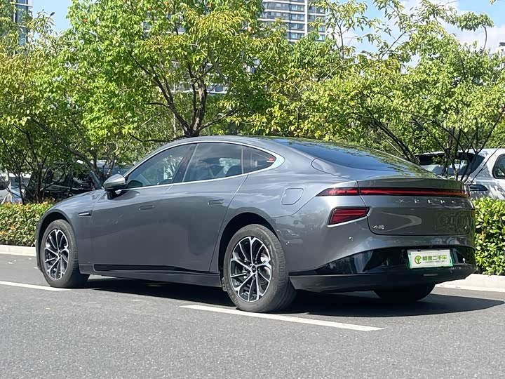 Фото 5 - XPeng P7