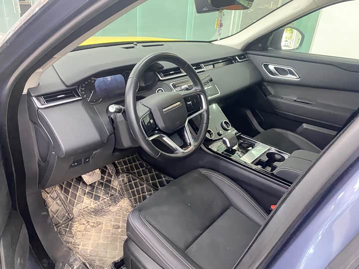 Фото 8 - Land Rover Range Rover Velar