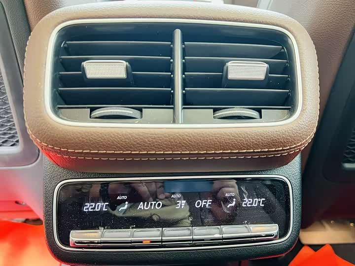 Фото 10 - Mercedes-Benz GLE-Class