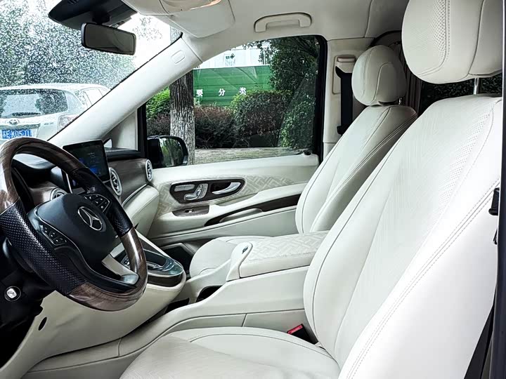 Фото 4 - Mercedes-Benz Vito