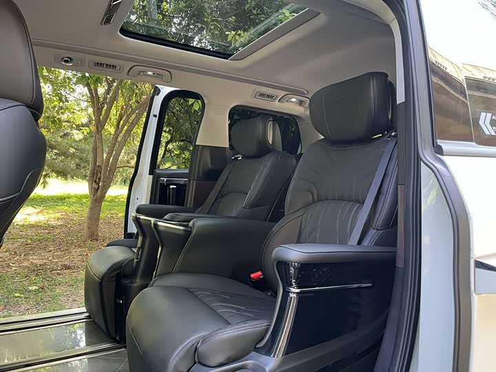 Фото 11 - GAC Trumpchi M8