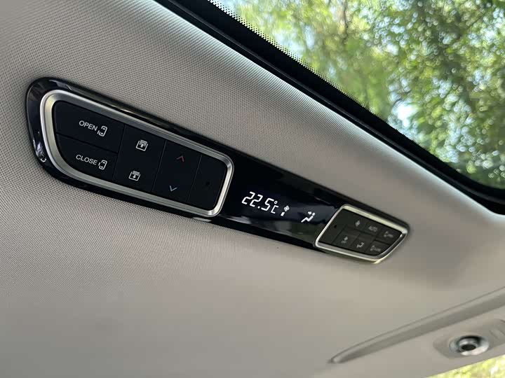 Фото 14 - GAC Trumpchi M8