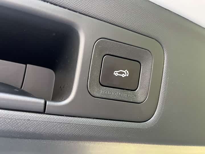 Фото 20 - GAC Trumpchi M8