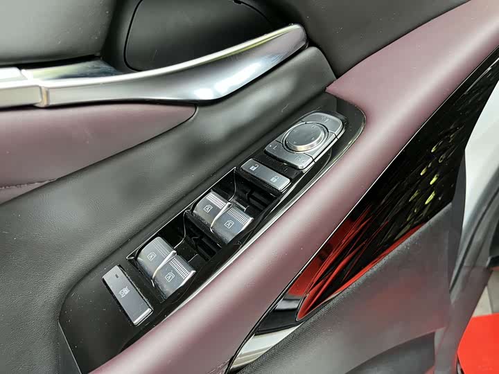 Фото 5 - GAC Trumpchi M8