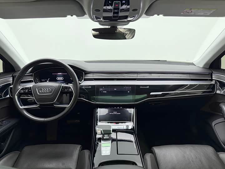 Фото 20 - Audi A8