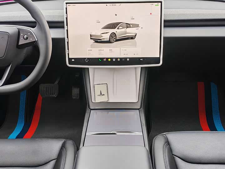 Фото 11 - Tesla Model 3