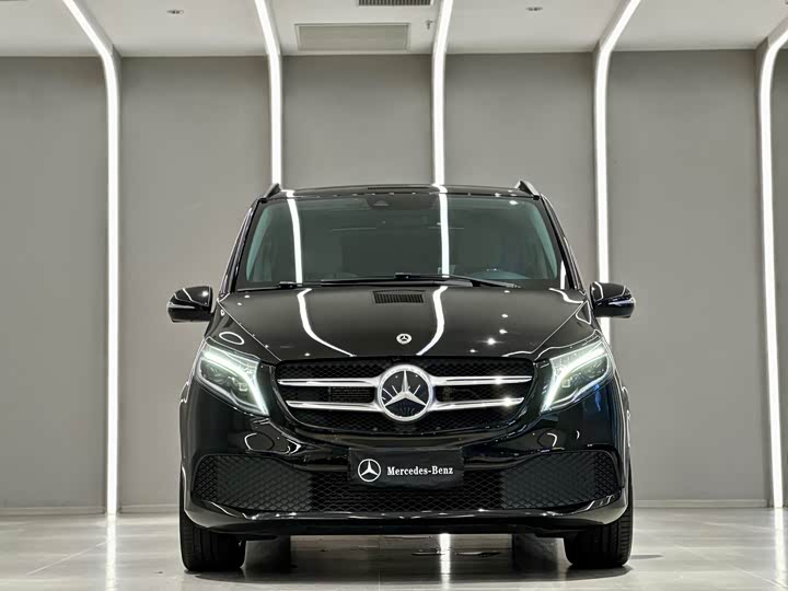 Фото 2 - Mercedes-Benz V-Class
