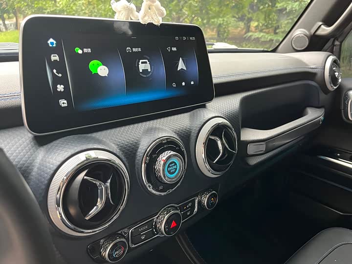 Фото 11 - BAIC Beijing BJ40