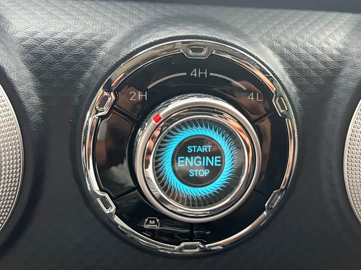 Фото 13 - BAIC Beijing BJ40