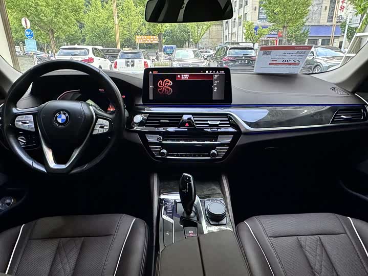 Фото 4 - BMW 5 Series