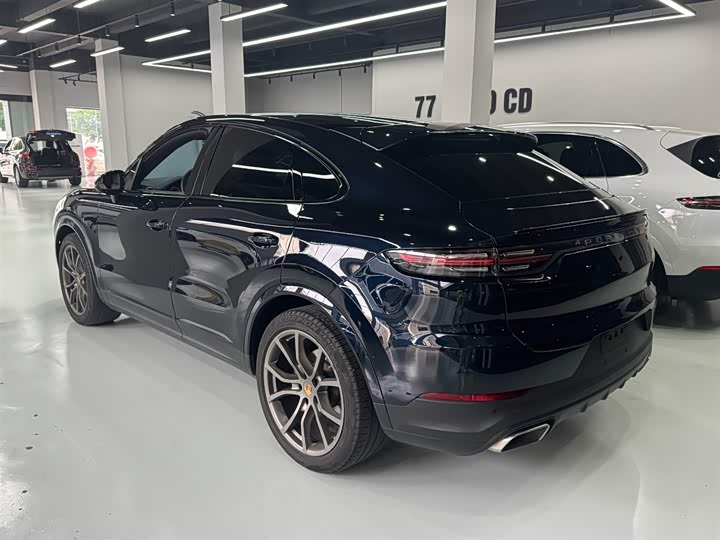 Фото 5 - Porsche Cayenne