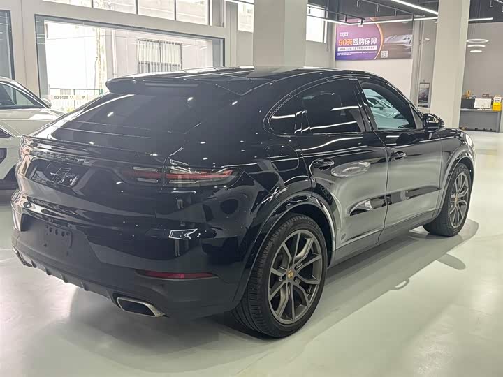 Фото 7 - Porsche Cayenne