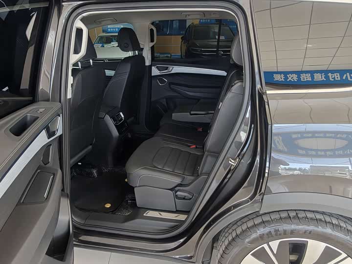 Фото 15 - Volkswagen Talagon