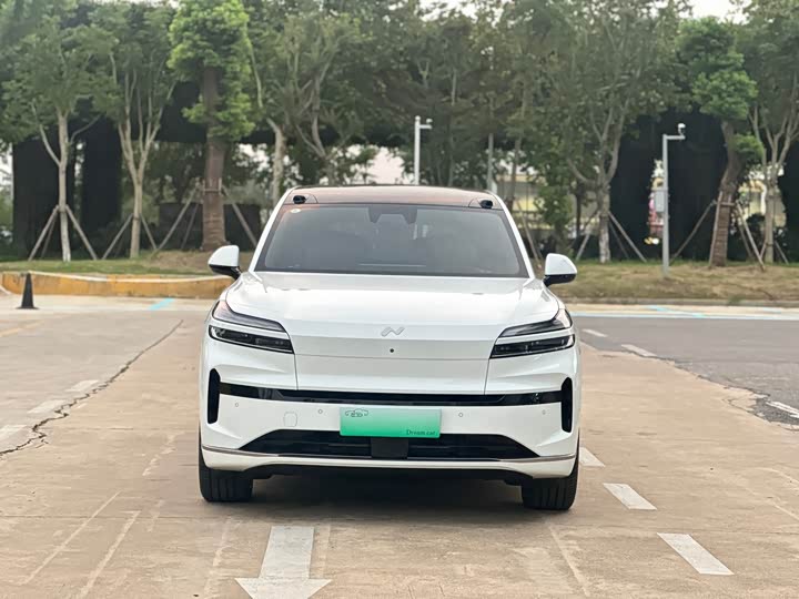 Фото 2 - Nio Onvo L90