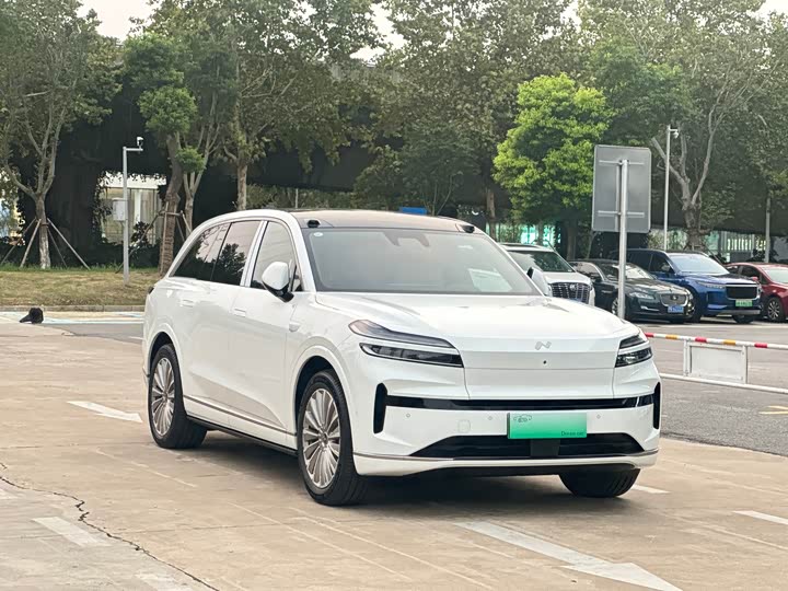 Фото 3 - Nio Onvo L90