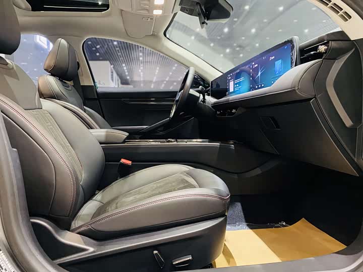 Фото 11 - Ford Mondeo