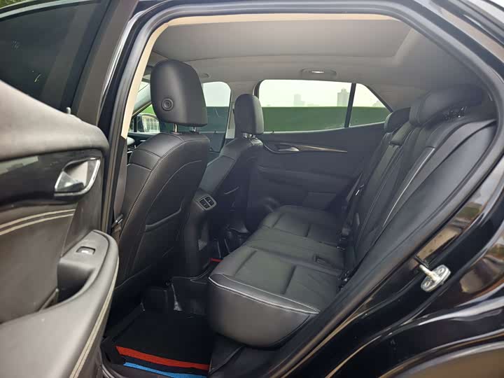 Фото 12 - Buick Envision Plus