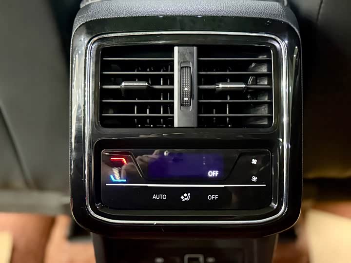 Фото 5 - Volkswagen Passat