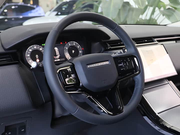 Фото 7 - Land Rover Range Rover Velar