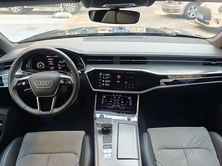 Фото 14 - Audi A6L