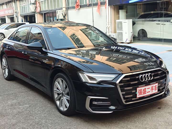 Фото 3 - Audi A6L