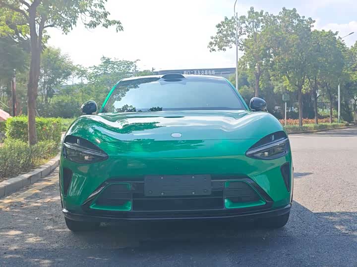 Фото 2 - Xiaomi YU7