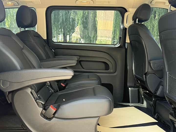 Фото 15 - Mercedes-Benz Vito