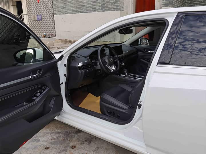 Фото 4 - Nissan Teana