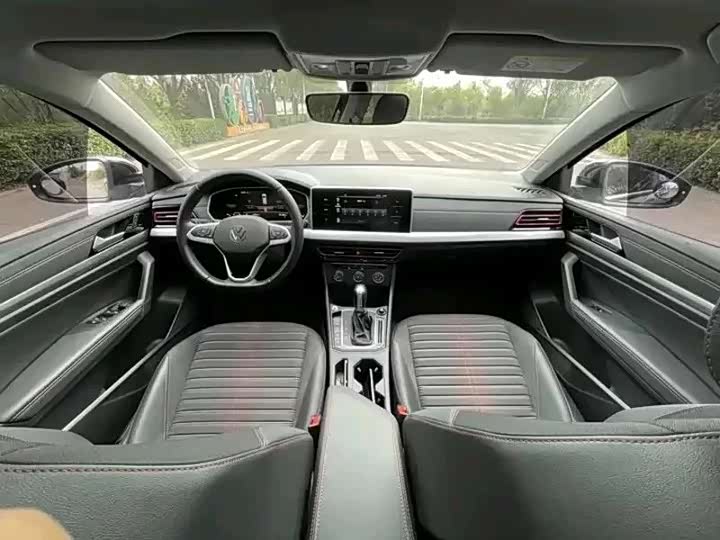 Фото 4 - Volkswagen Lavida