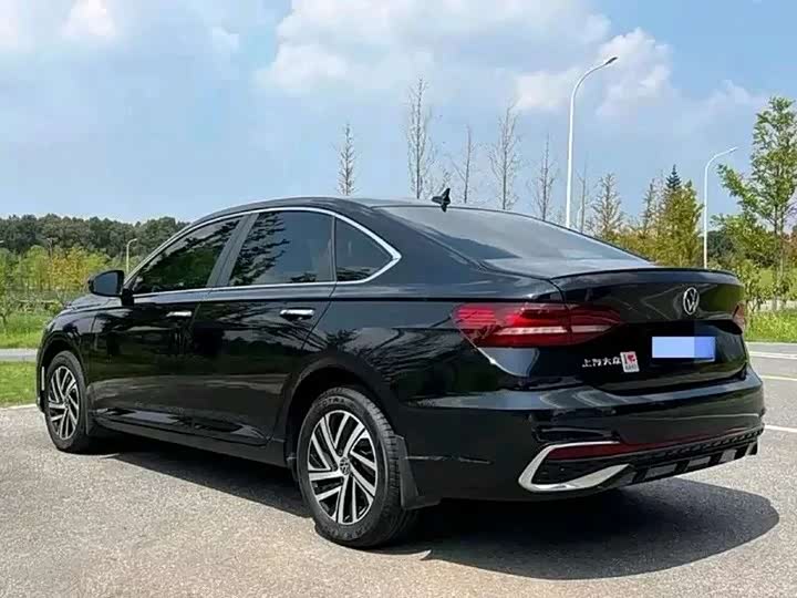 Фото 9 - Volkswagen Lavida