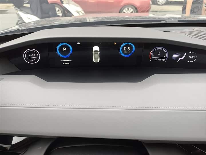 Фото 12 - Changan UNI-V