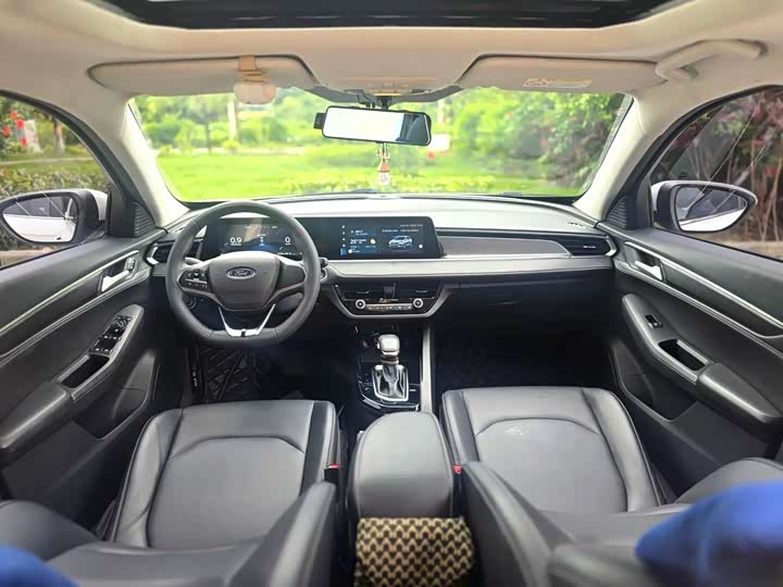 Фото 6 - Ford Escort