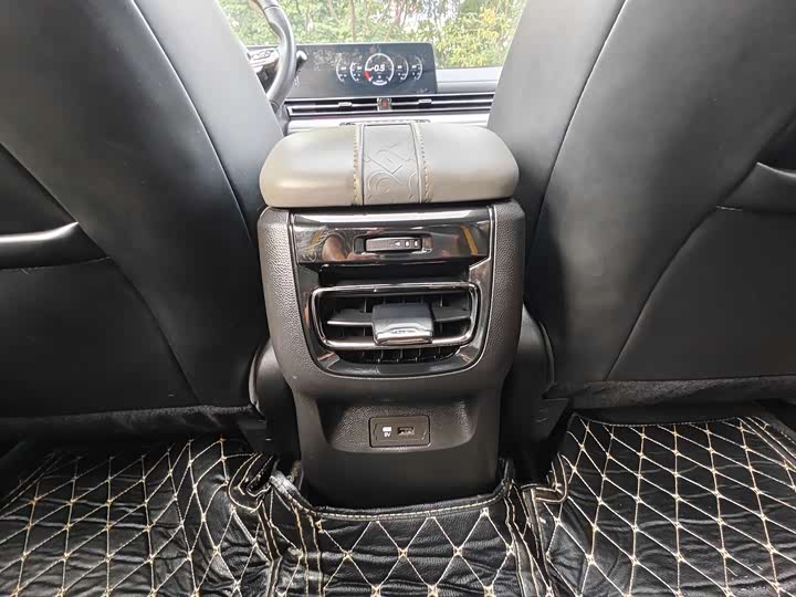 Фото 18 - GAC Trumpchi Empow R