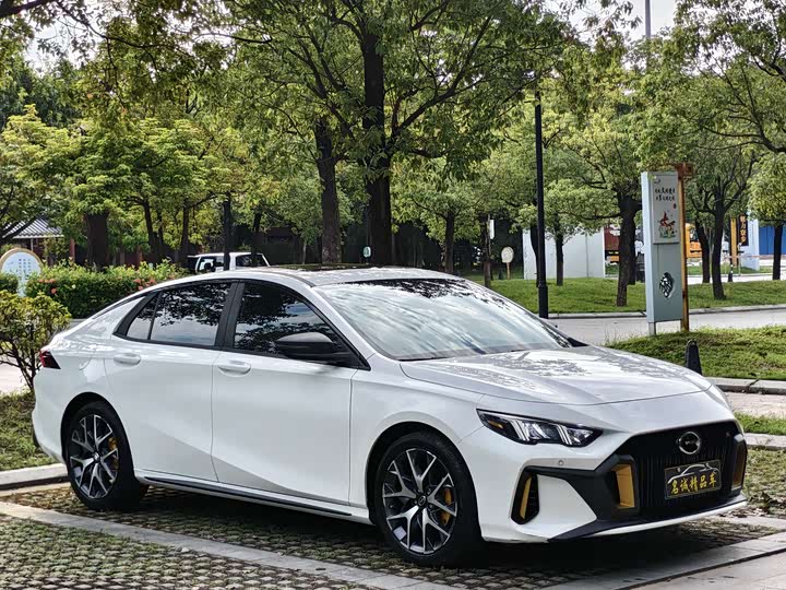 Фото 3 - GAC Trumpchi Empow R