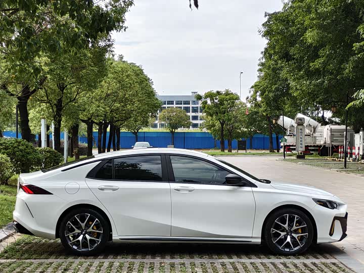 Фото 5 - GAC Trumpchi Empow R