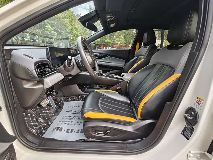 Фото 7 - GAC Trumpchi Empow R