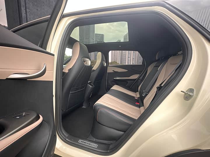 Фото 5 - BYD Dolphin