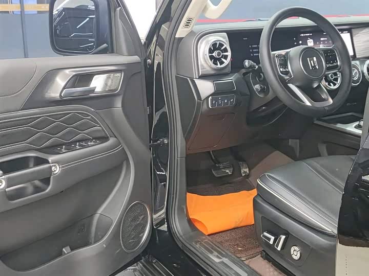 Фото 18 - Tank 300