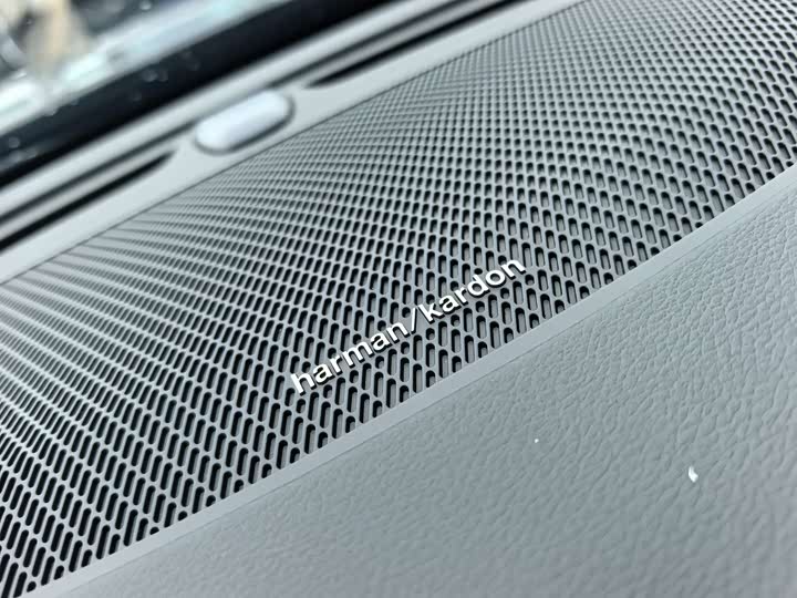 Фото 18 - Volvo S90