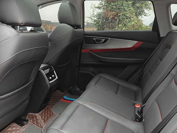 Фото 8 - Chery Tiggo 7 Plus