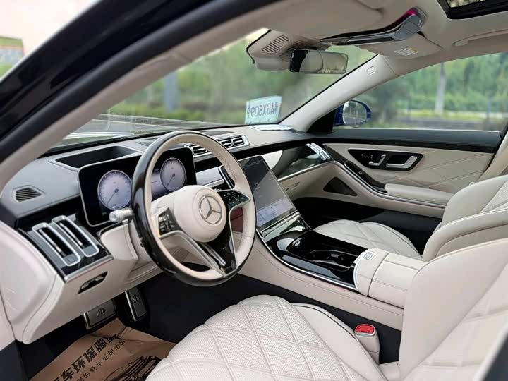 Фото 9 - Mercedes-Benz Maybach S-Class