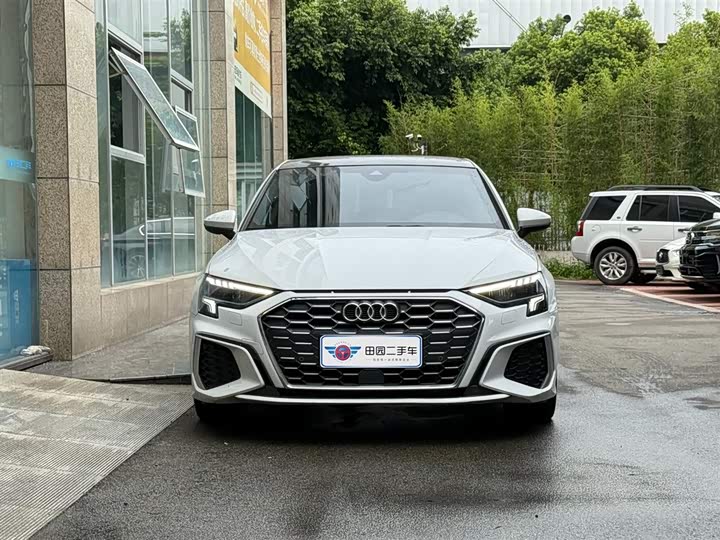 Фото 2 - Audi A3