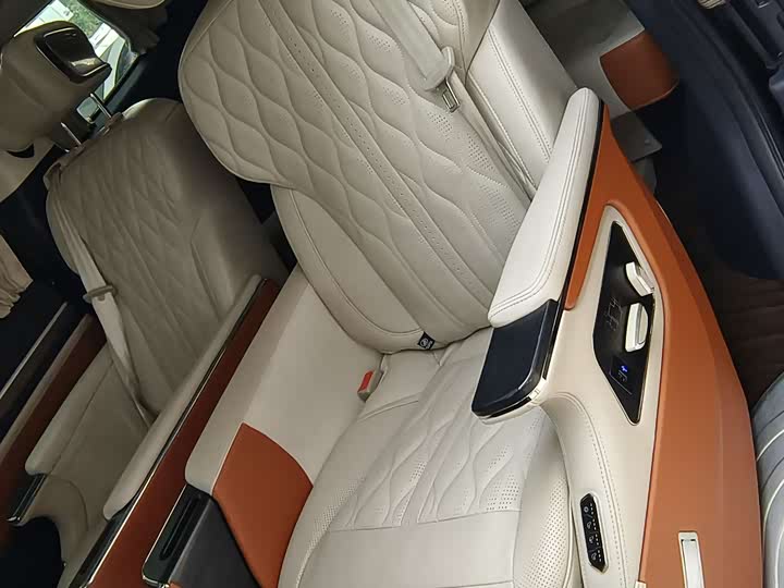 Фото 23 - GAC Trumpchi M8